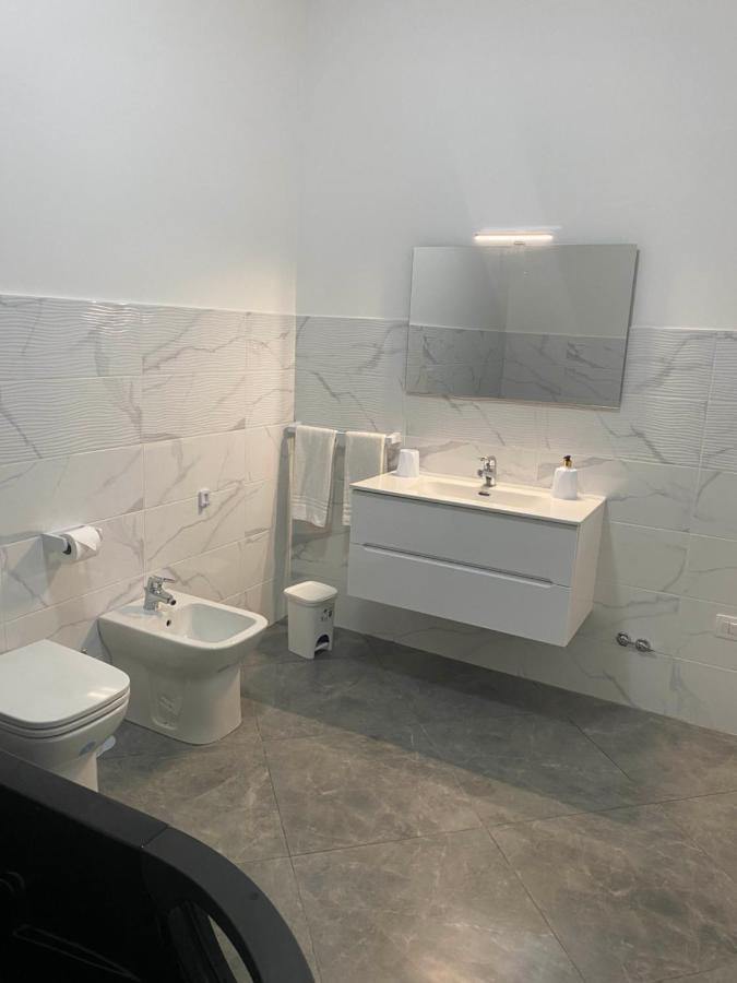 Suite Home Наполи Екстериор снимка