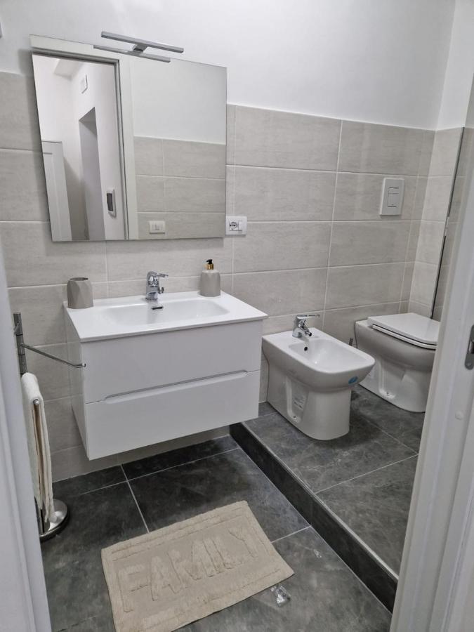 Suite Home Наполи Екстериор снимка