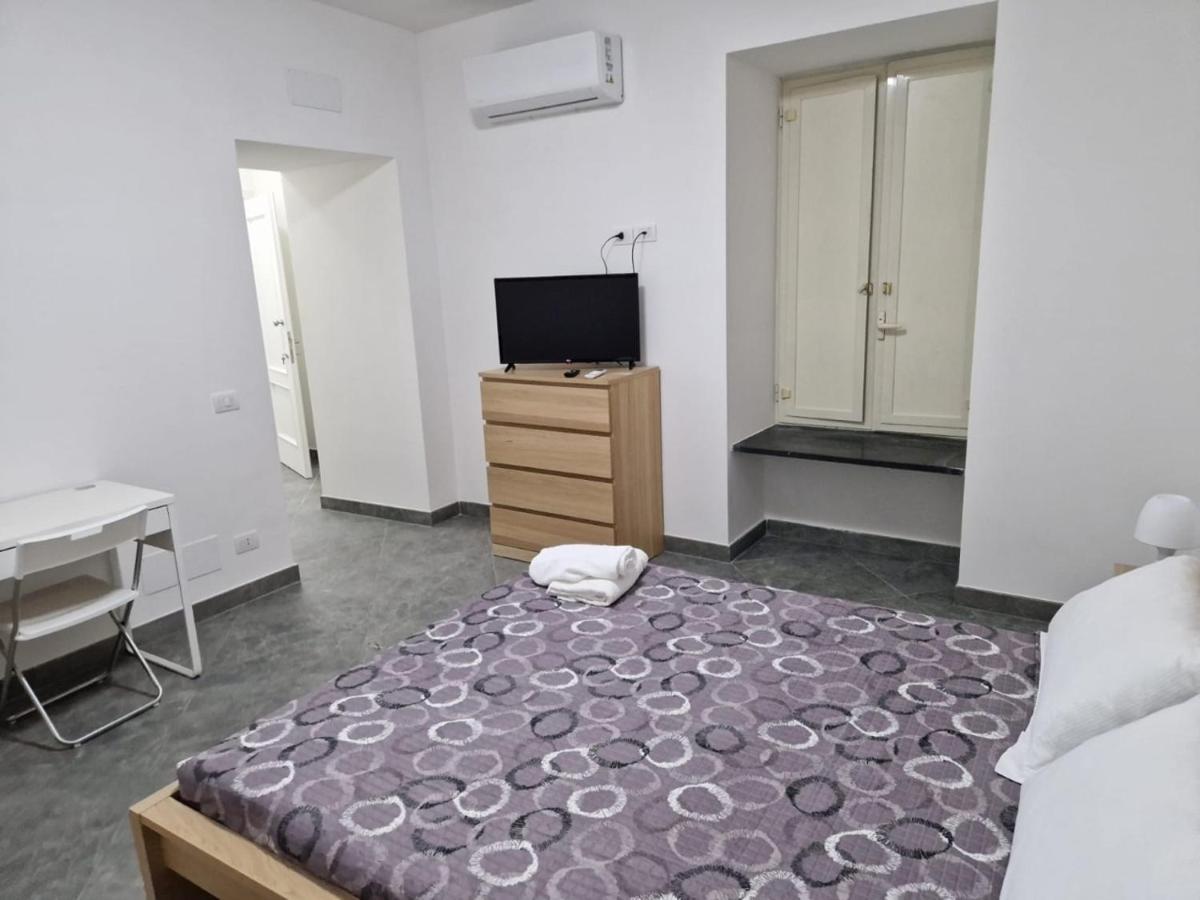 Suite Home Наполи Екстериор снимка