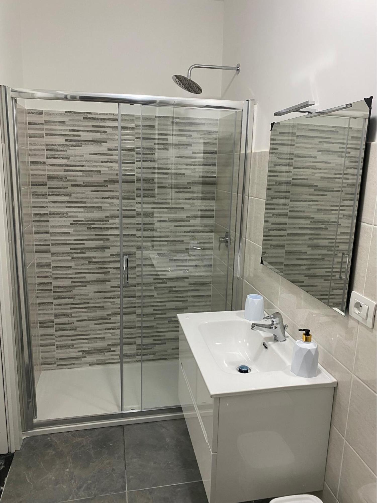Suite Home Наполи Екстериор снимка