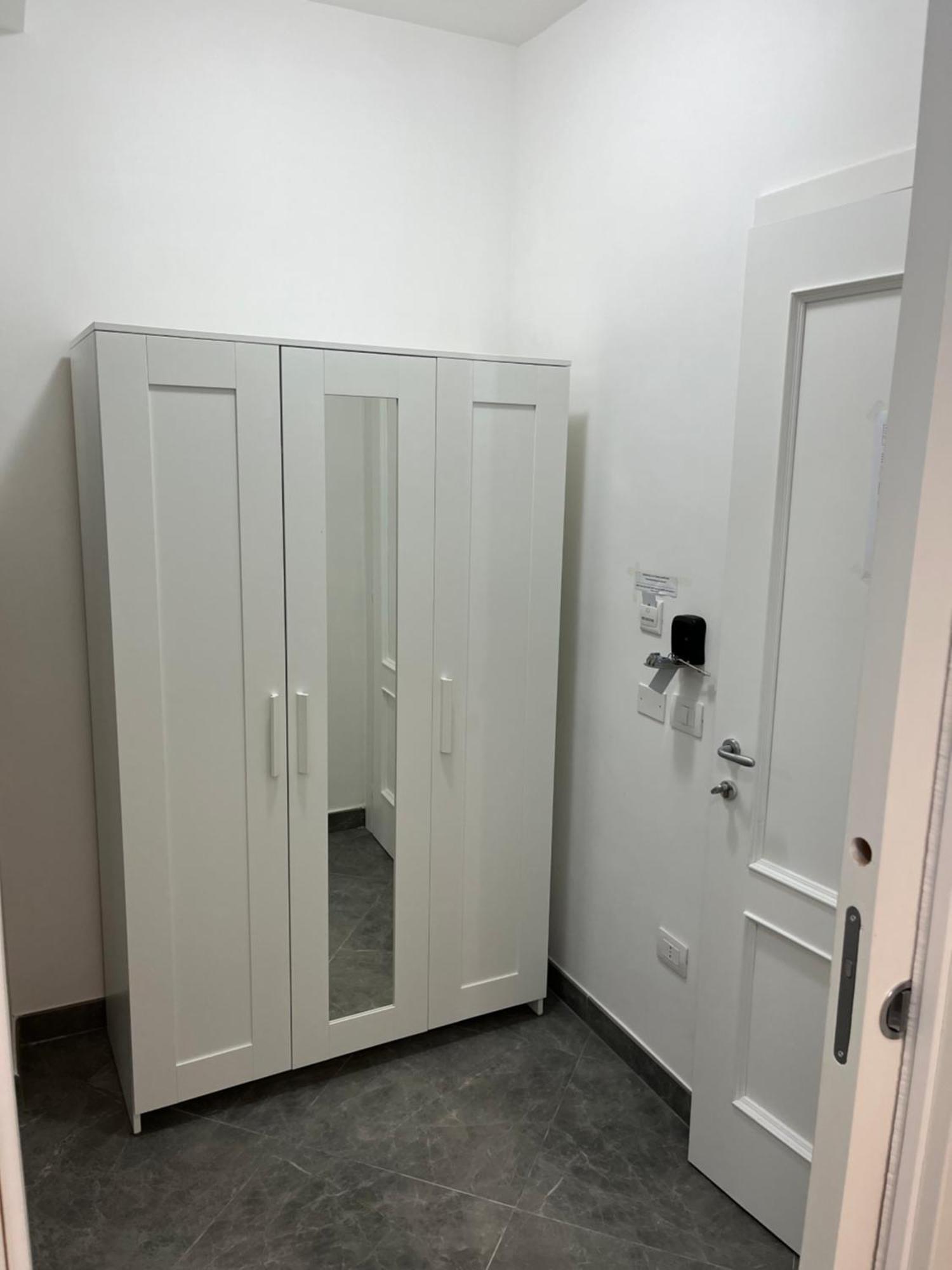 Suite Home Наполи Екстериор снимка