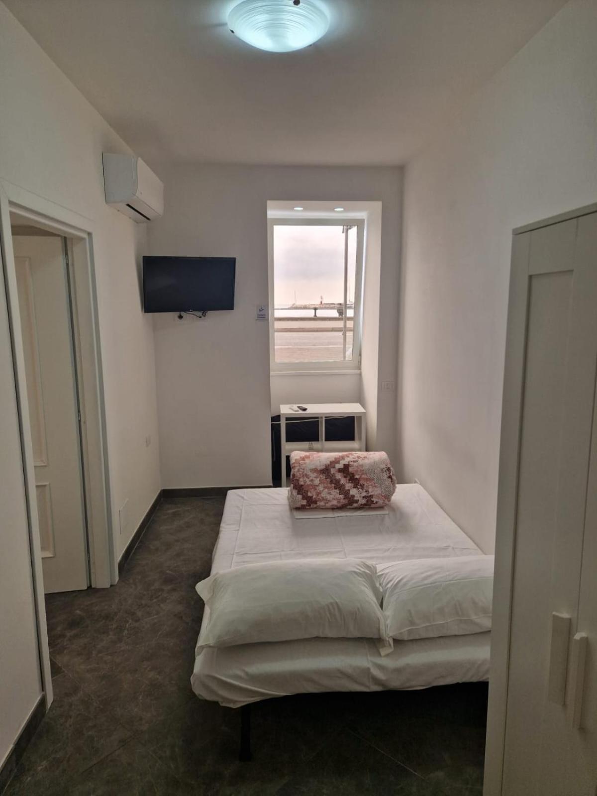 Suite Home Наполи Екстериор снимка